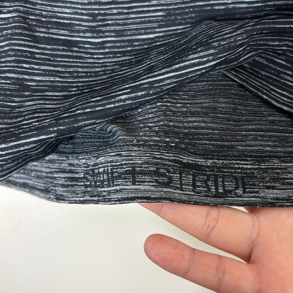 Lululemon Swiftly Speed Long Sleeve Size 6 Wee Are From Space Grey Black - Picture 6 of 9